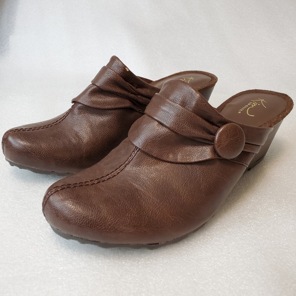 KIM ROGERS GINA BROWN LEATHER CLOG HEEL 2",SZ 9.5M